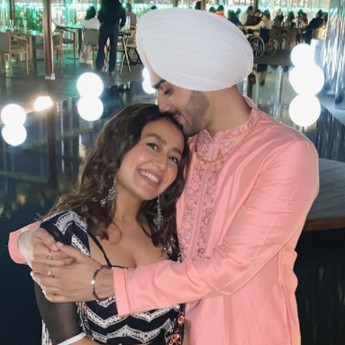 नेहा कक्कड़-रोहनप्रीत 