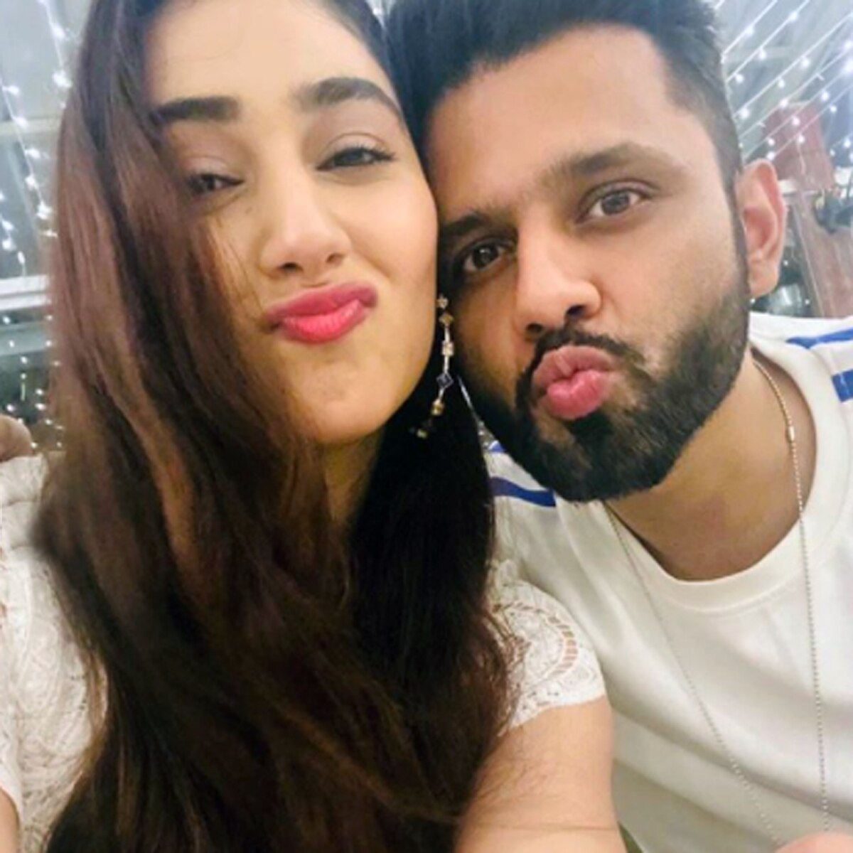 राहुल वैद्य-दिशा परमार 