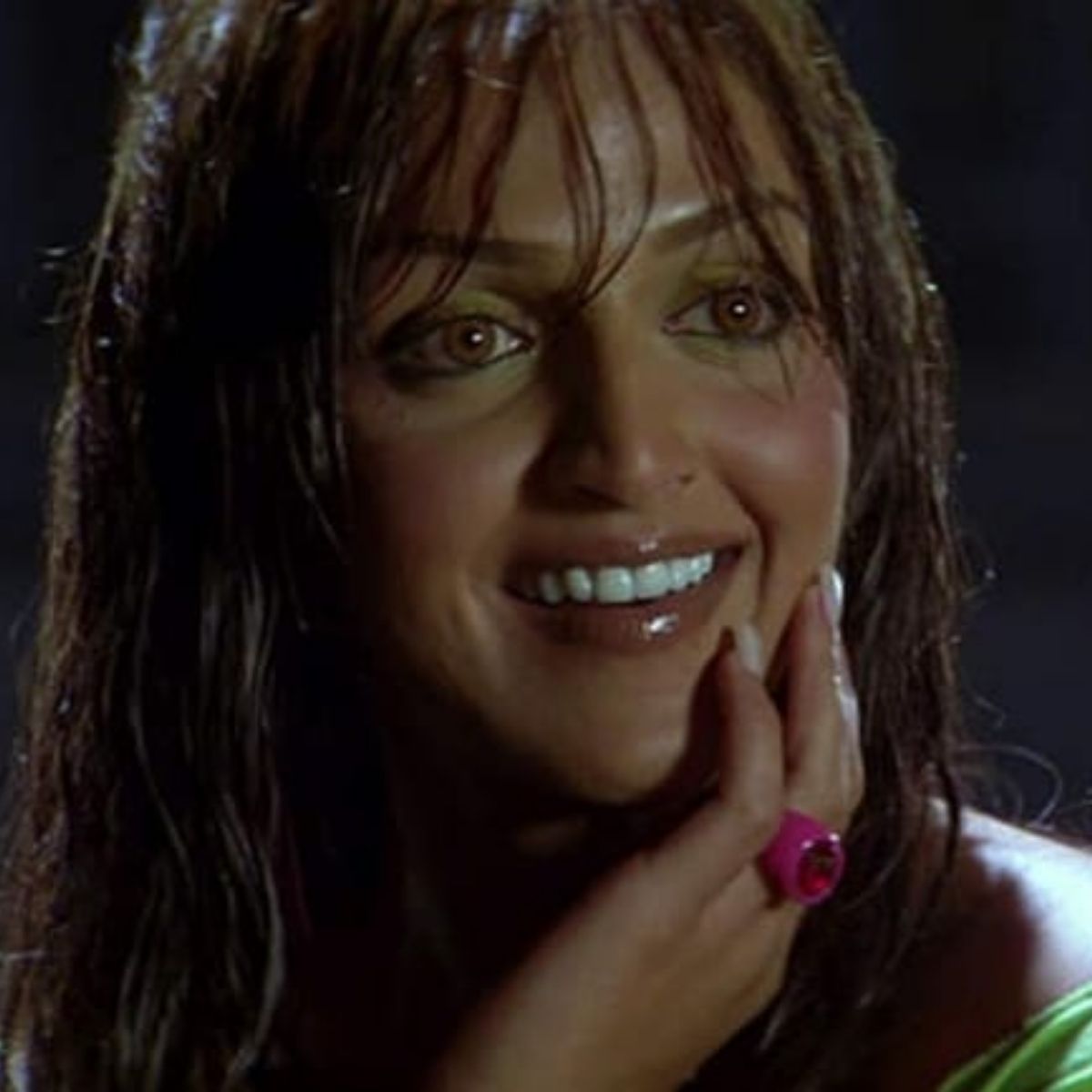 2004 में शुरू हुआ ईशा का करियर 