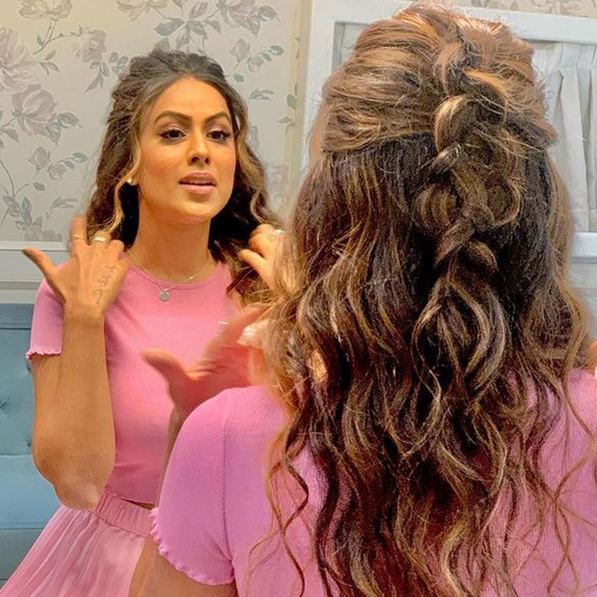 निया शर्मा