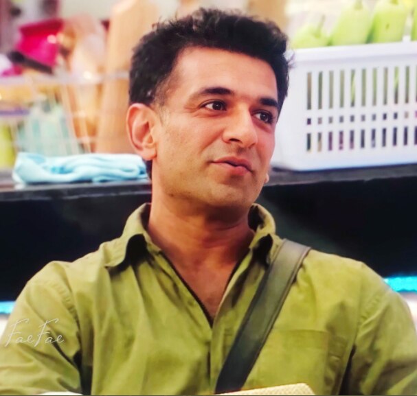 एजाज खान 