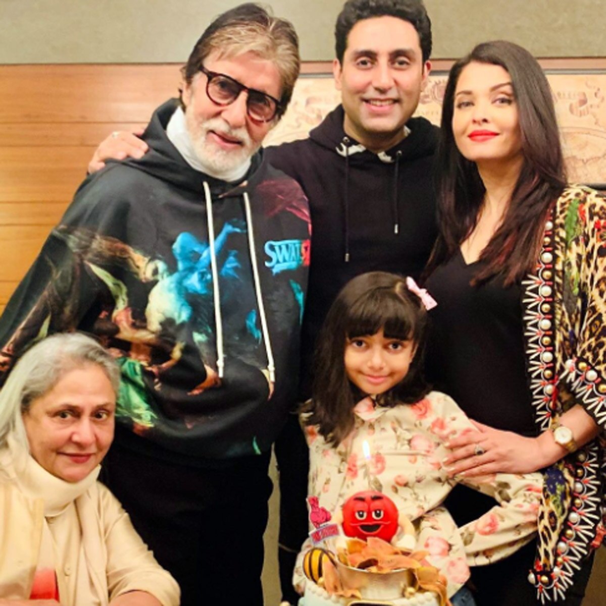 आराध्या बच्चन 