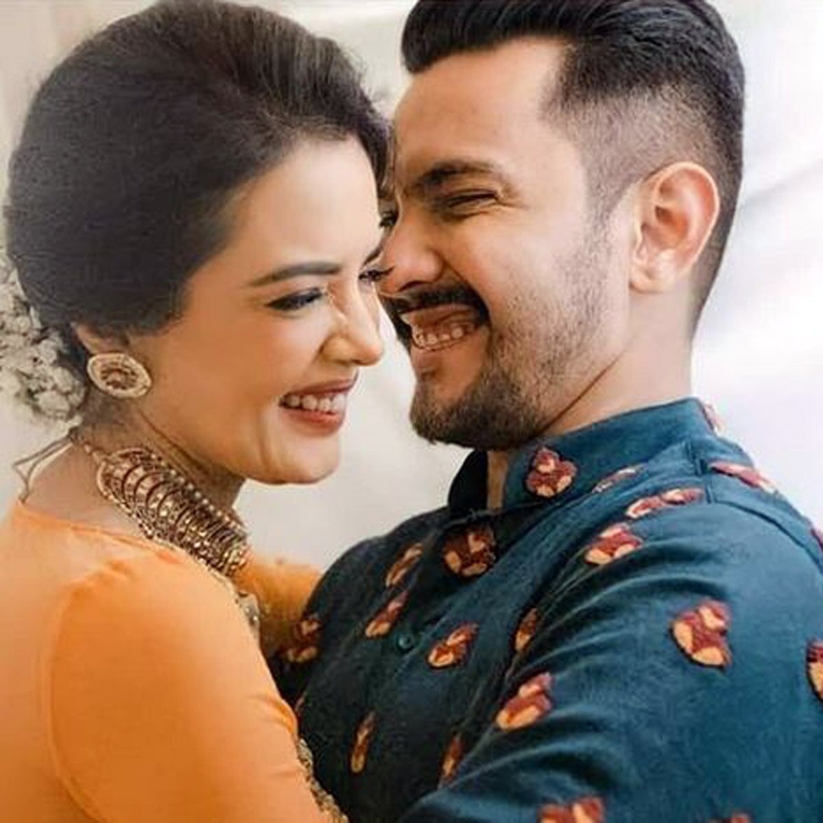 आदित्य संग श्वेता