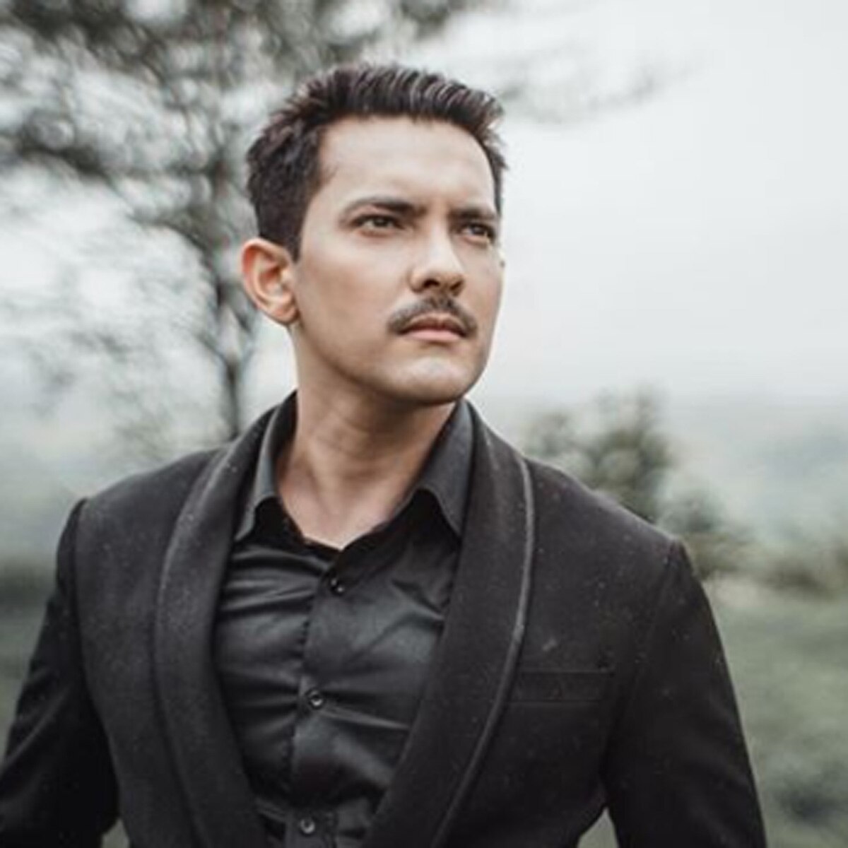 आदित्य नारायण