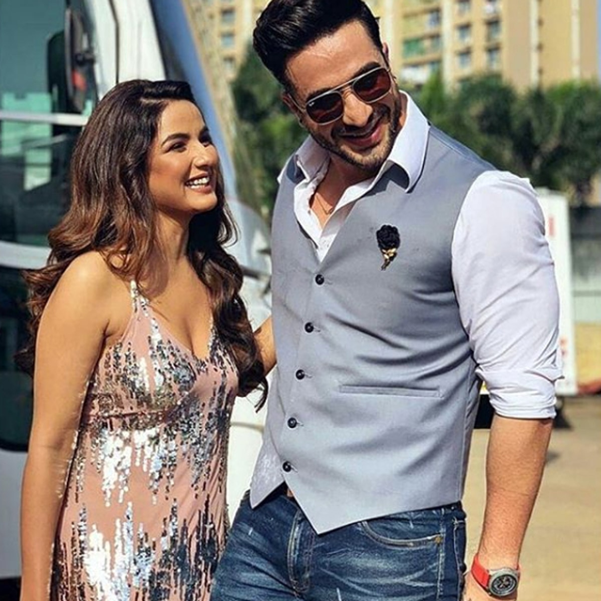 जैस्मिन भसीन-अली गोनी