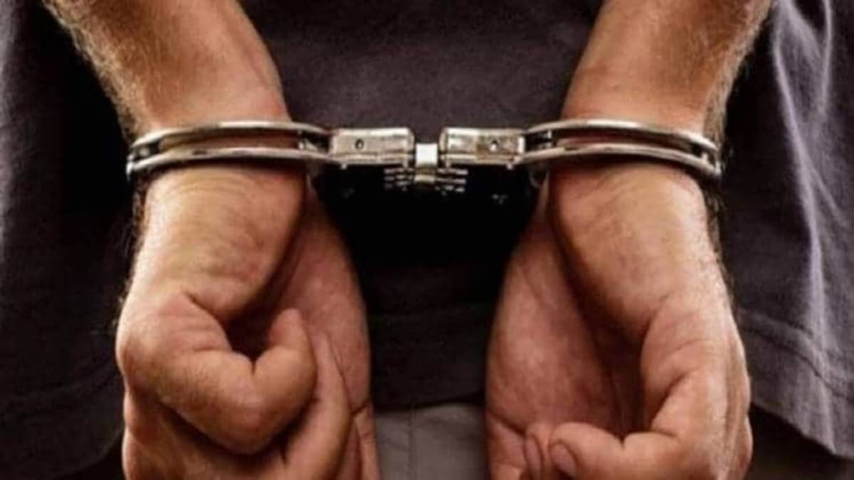 शख्स ने महिलाओं को भेजीं अपनी न्यूड तस्वीरें