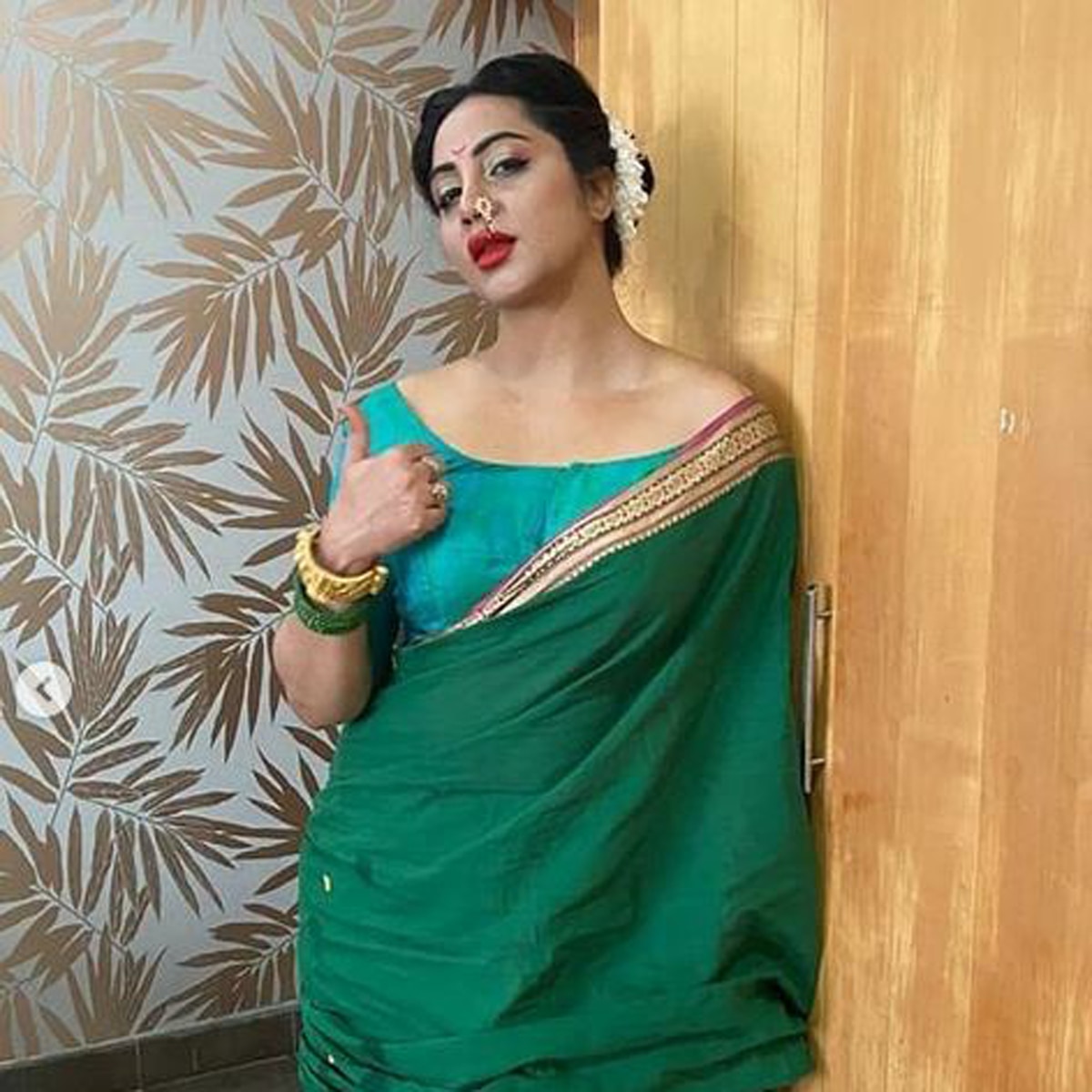 अर्शी खान