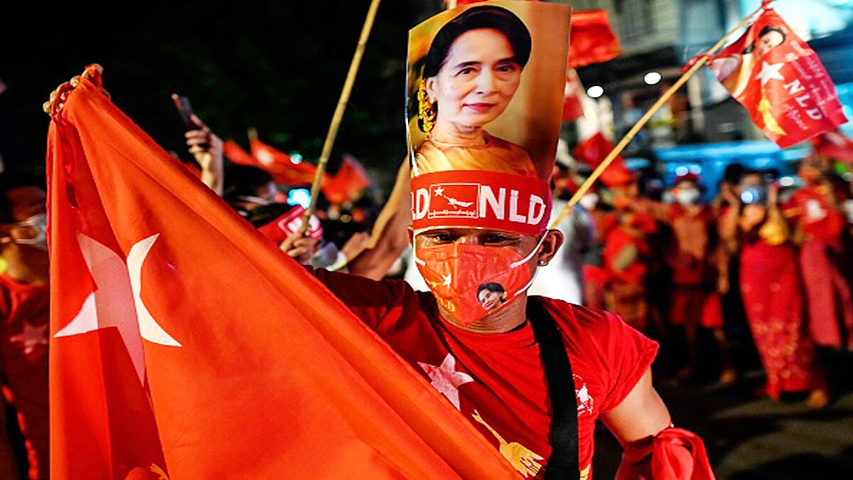 Aung San Suu Kyi has majority in Myanmar