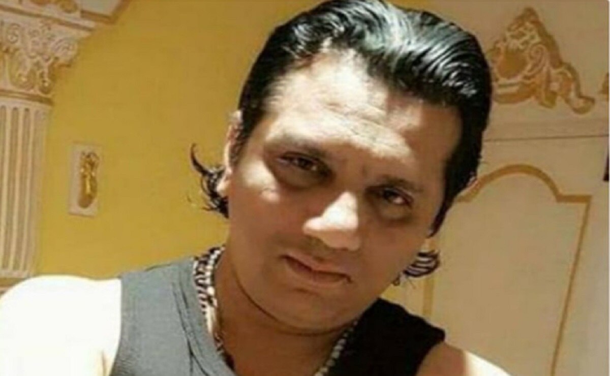 मसाज कराने का शौकीन था संत