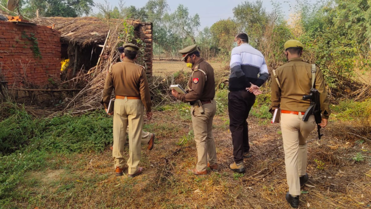 हरदोई में बदमाशों ने घर में बोला धावा, मारपीट कर की लूटपाट (फोटो आजतक)
