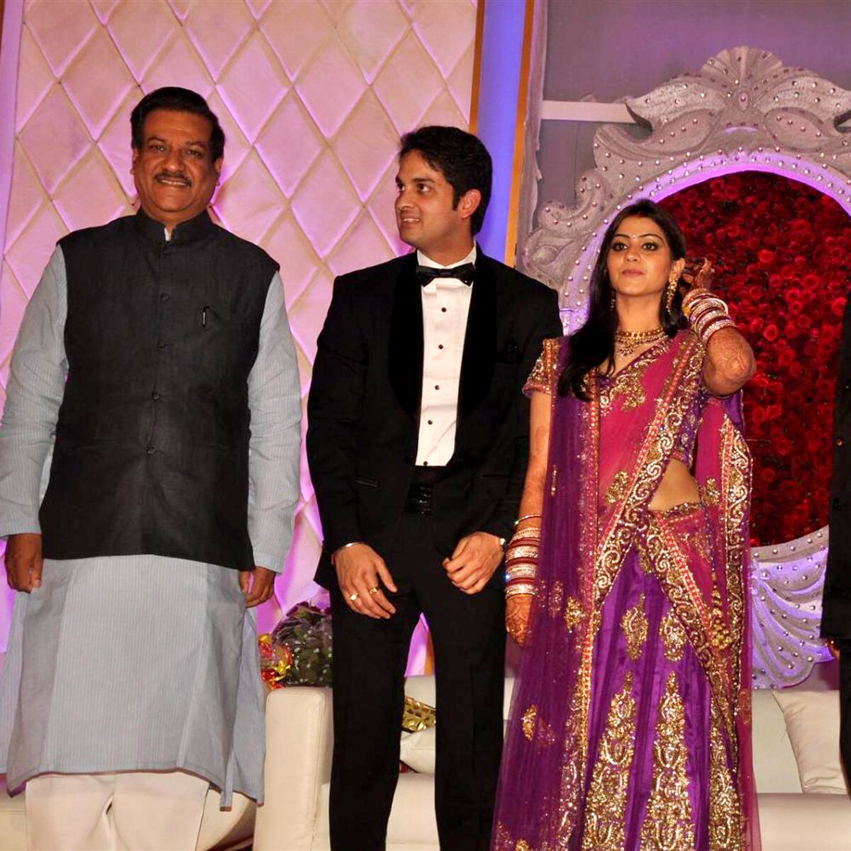 विकास कालांतरी के वेड‍िंग र‍िसेप्शन में पूर्व सीएम पृथ्वीराज चव्हाण