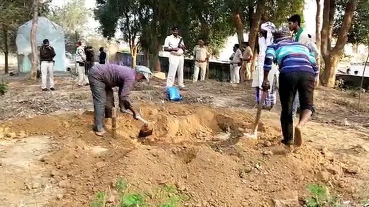 जलने से हुई थी विवाहिता की मौत.