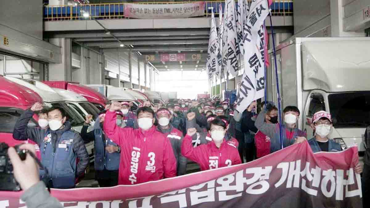 साउथ कोरिया में 14 डिलीवरी बॉय की मौत. 