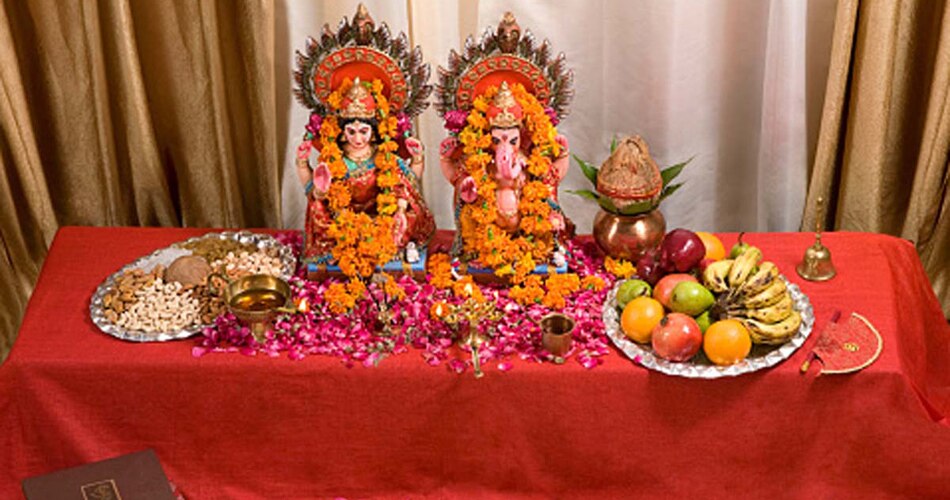 श्रीगणेश को दूर्वा अर्पित करें