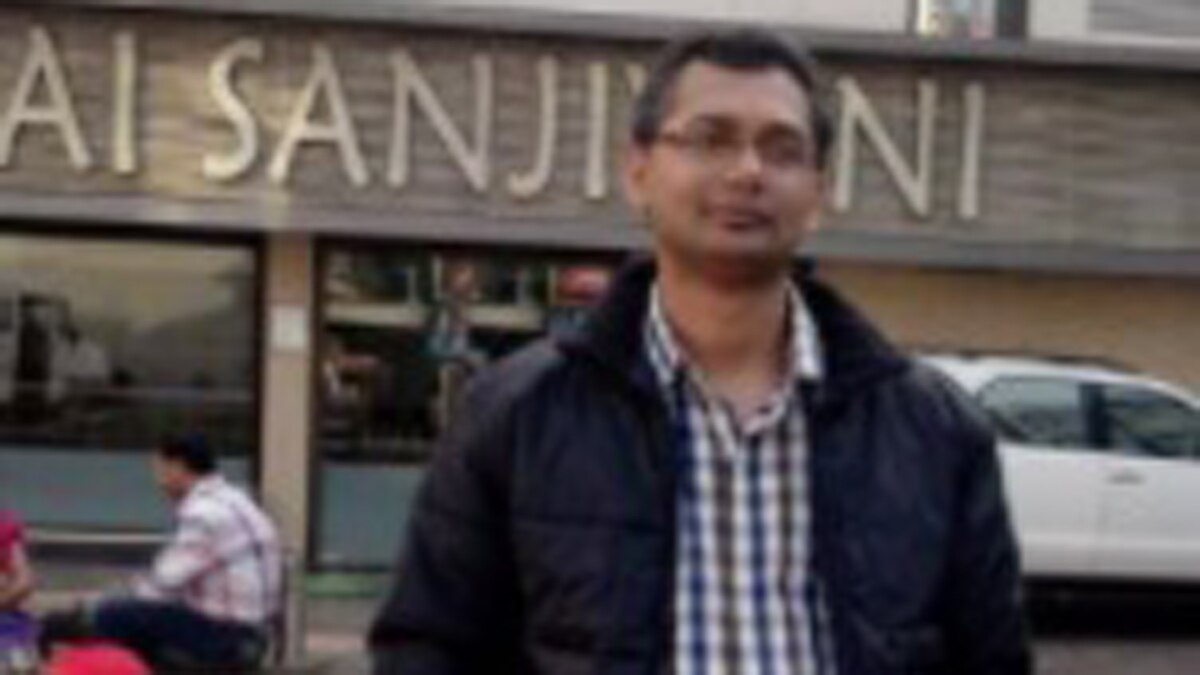 डॉ. मनुज सोढ़ी एक नामी हॉस्पिटल में आईसीयू स्पेशलिस्ट के तौर पर थे कार्यरत