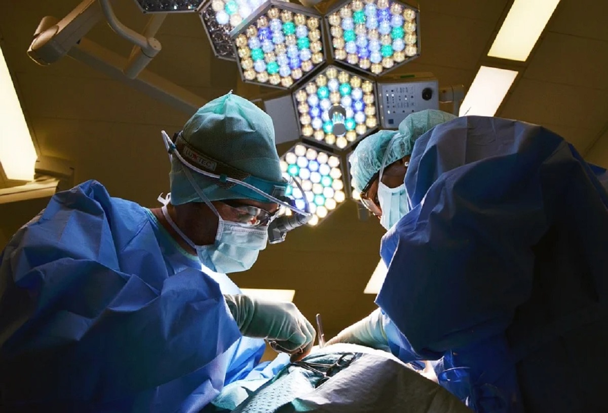 महिला एकदम स्वस्थ