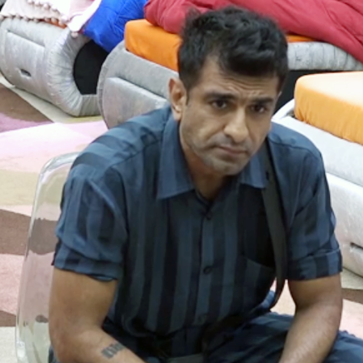 एजाज खान 