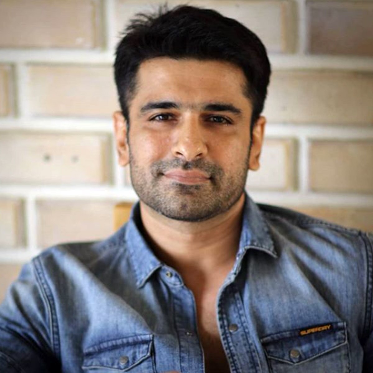 एजाज खान 