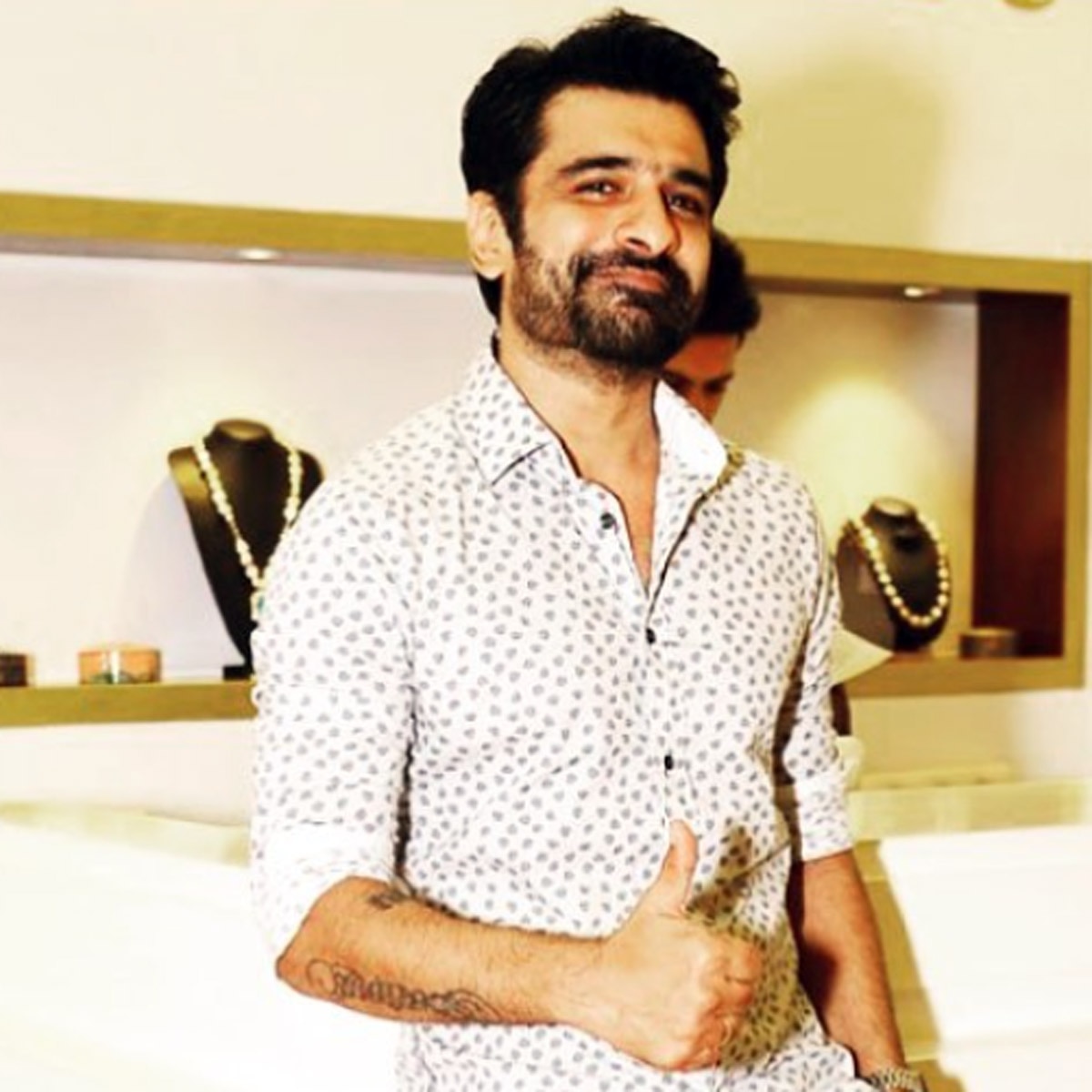 एजाज खान