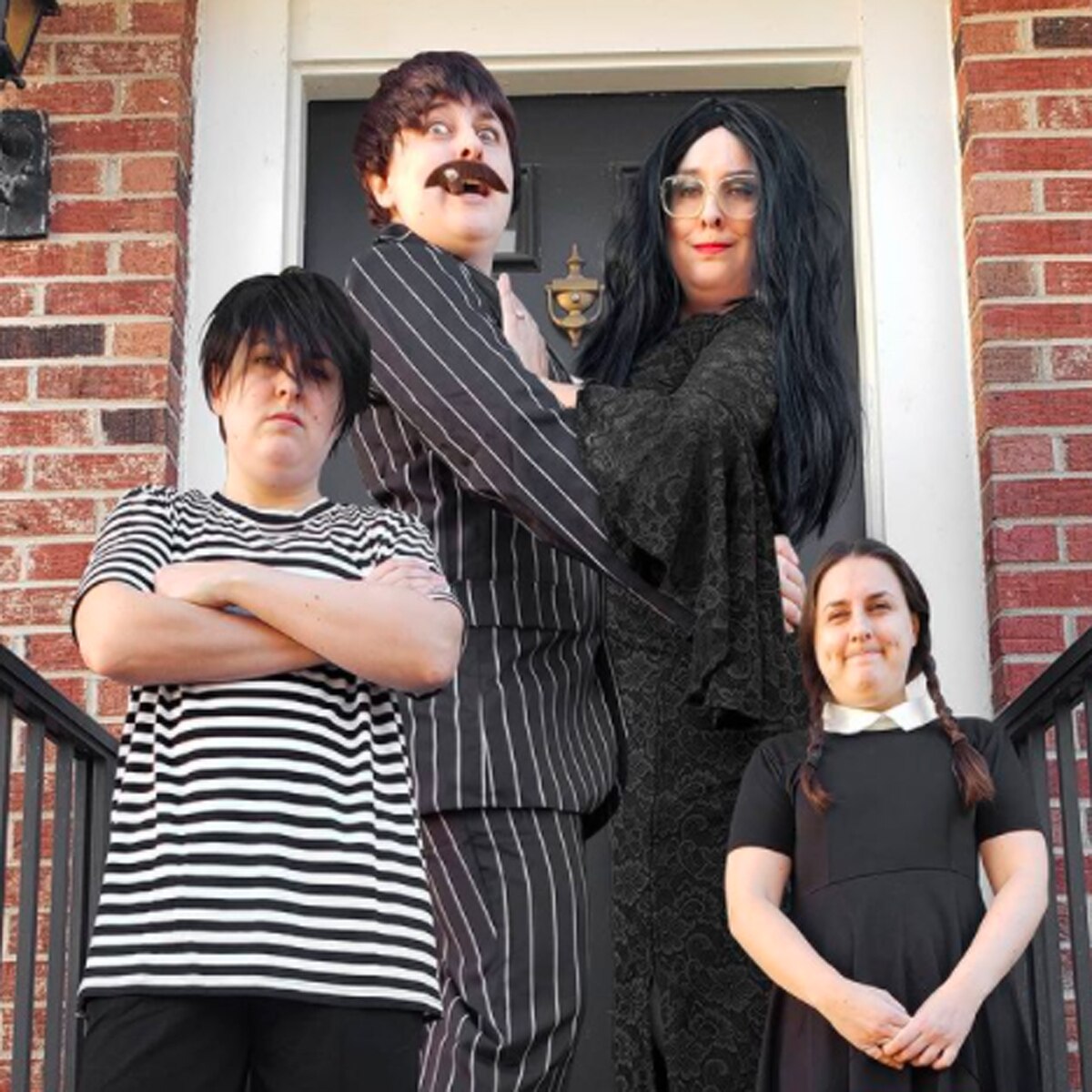 ब्रायन सोर्स इंस्टाग्राम 