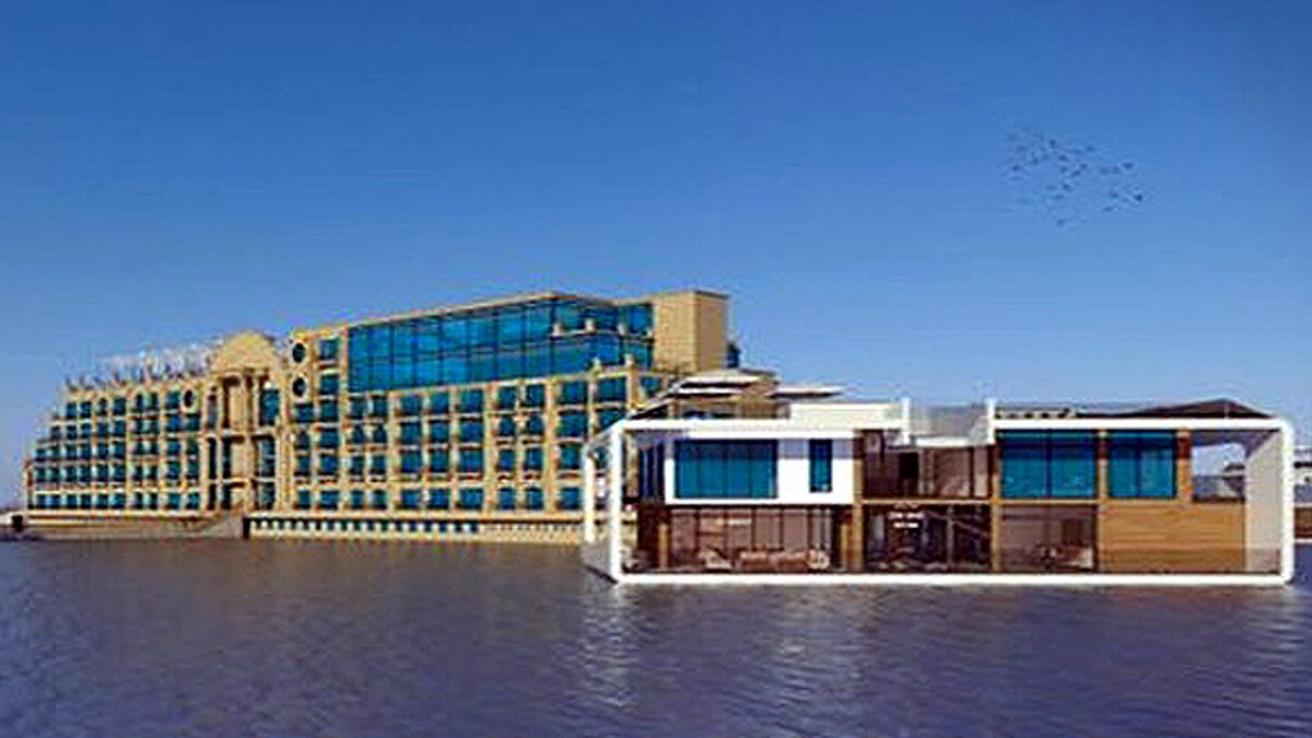 Floating Sea Palace Resort In Dubai