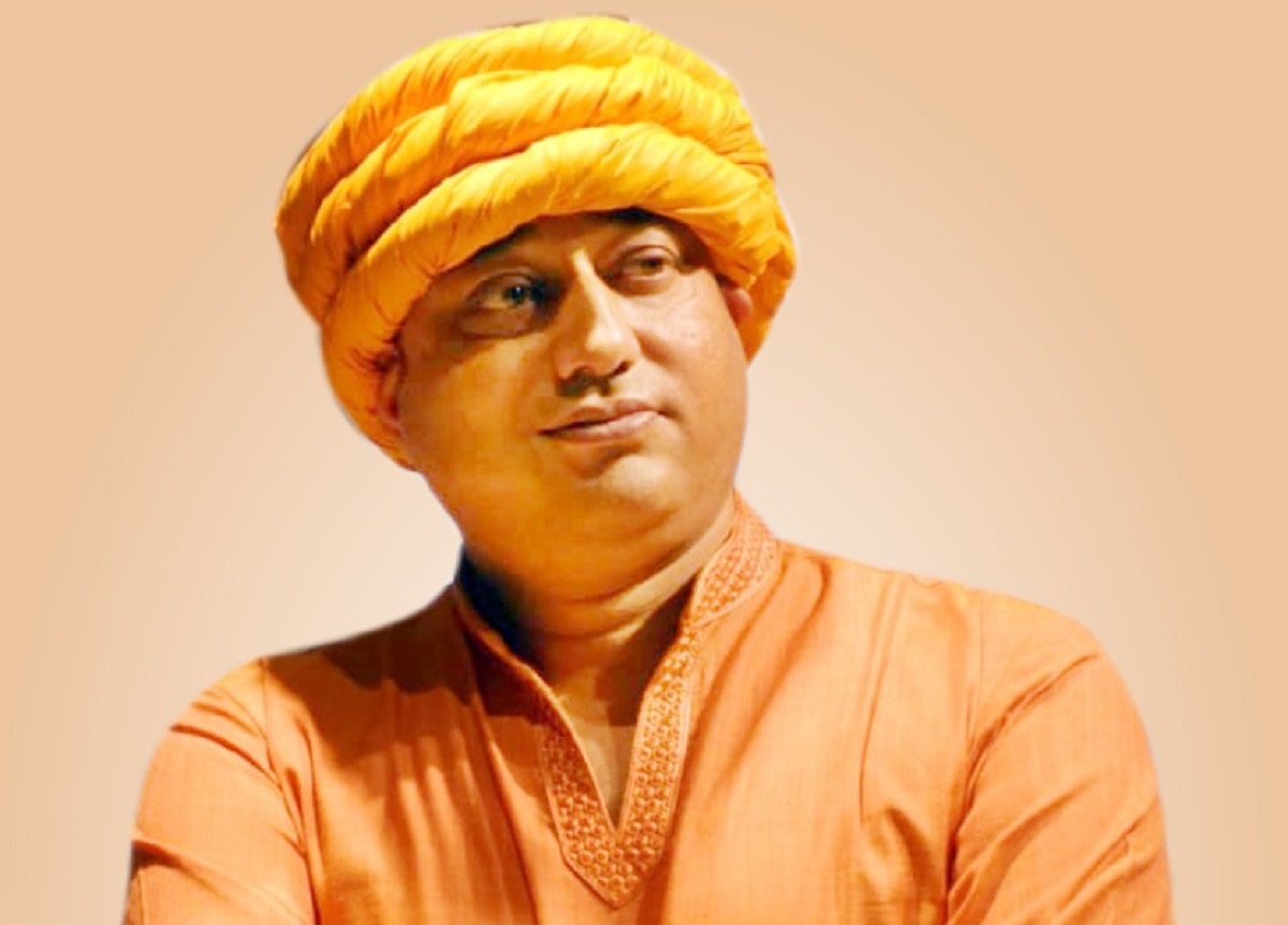 लोगों को मुफ्त में खाना खिलाता है ये फूडमैन