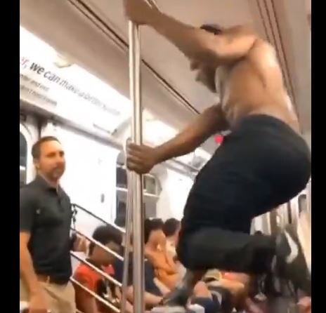  मेट्रो बनी लोगों के लिए अजूबा