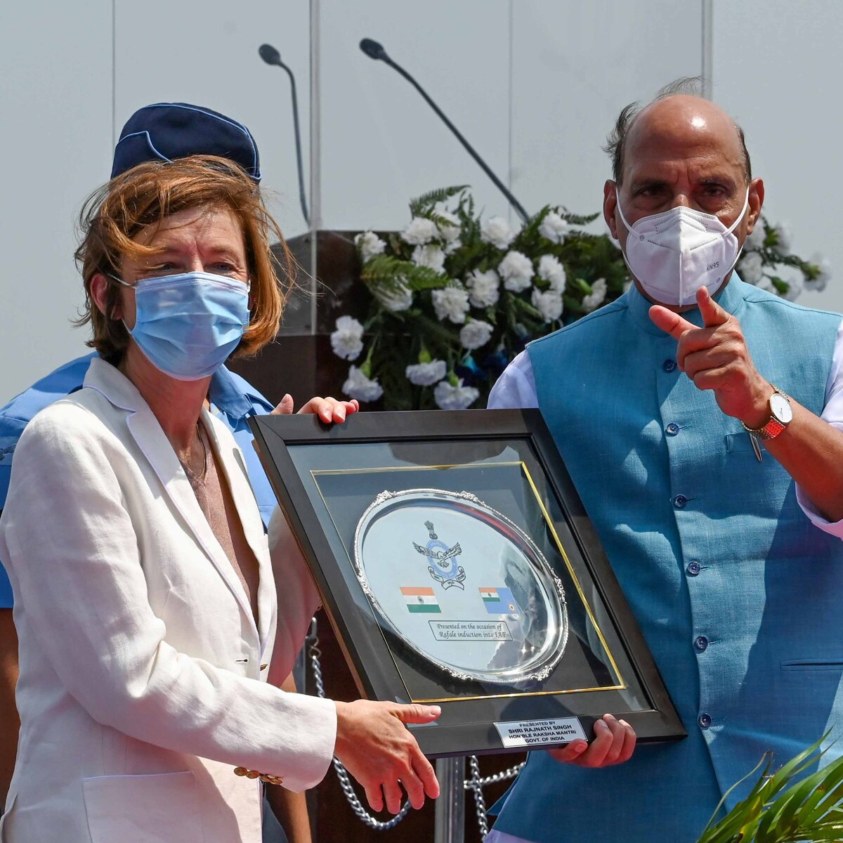 फ्लोरेंस पार्ली और राजनाथ सिंह