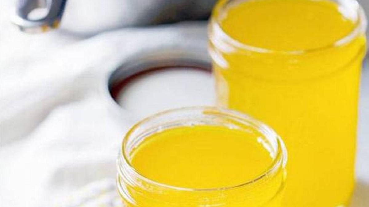 फैक्ट्री में बन रहा था नकली घी