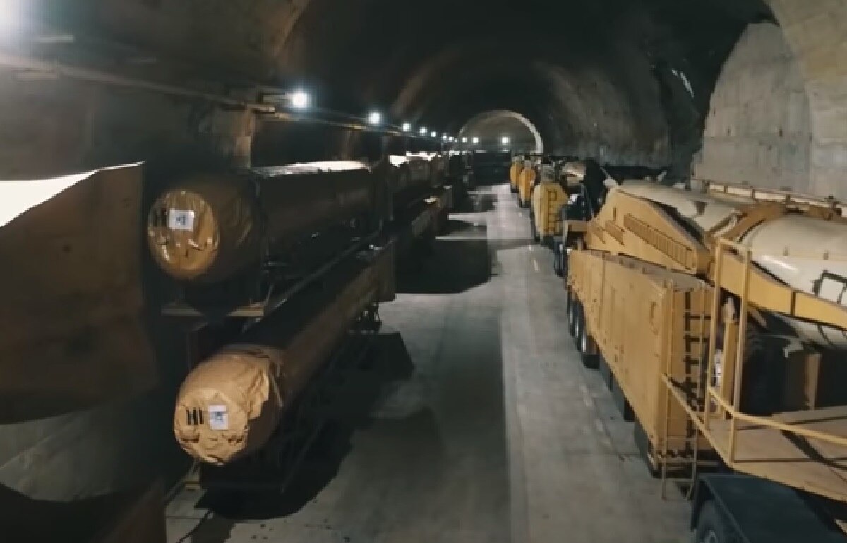 जमीन के अंदर ईरान ने रखी हैं मिसाइलें