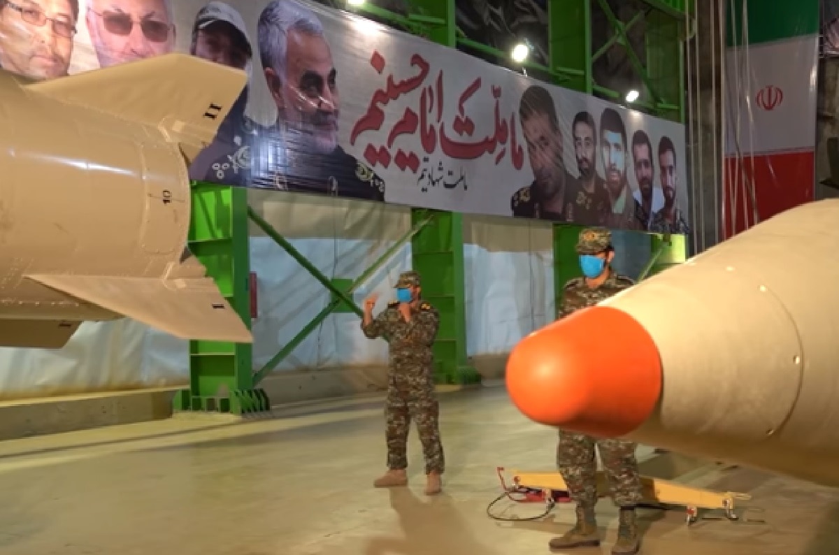 जमीन के अंदर ईरान ने रखी हैं मिसाइलें