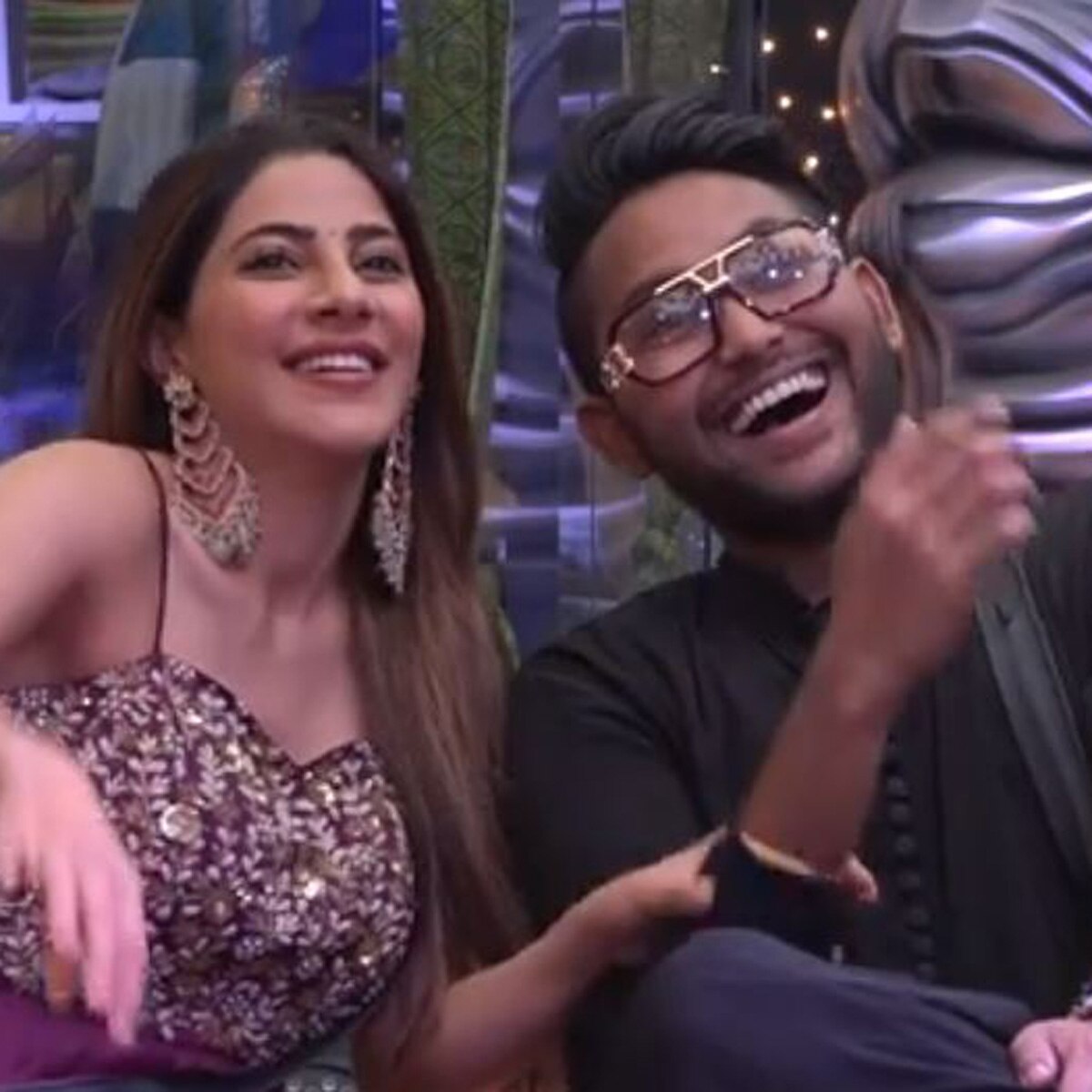 न‍िक्की और जान 