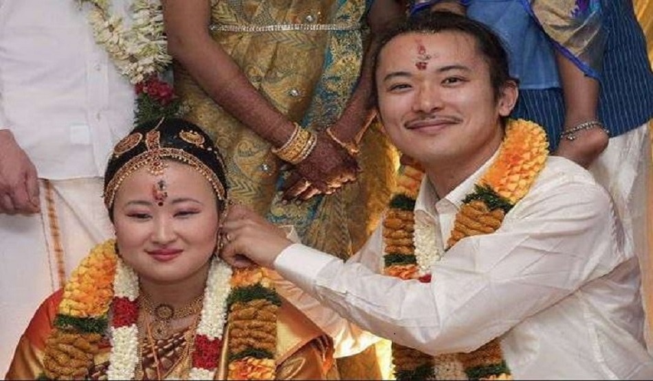 पति-पत्नी को नहीं रखना होगा एक सरनेम