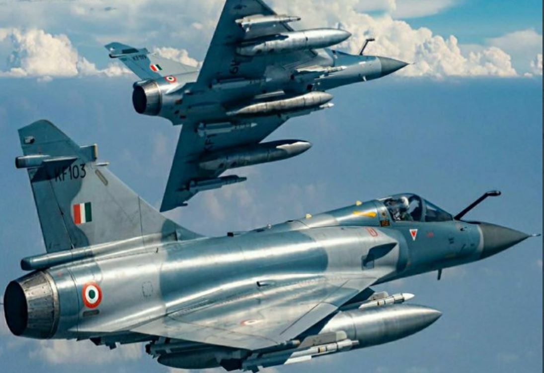 राफेल से बुरी तरह सहमा पाकिस्तान