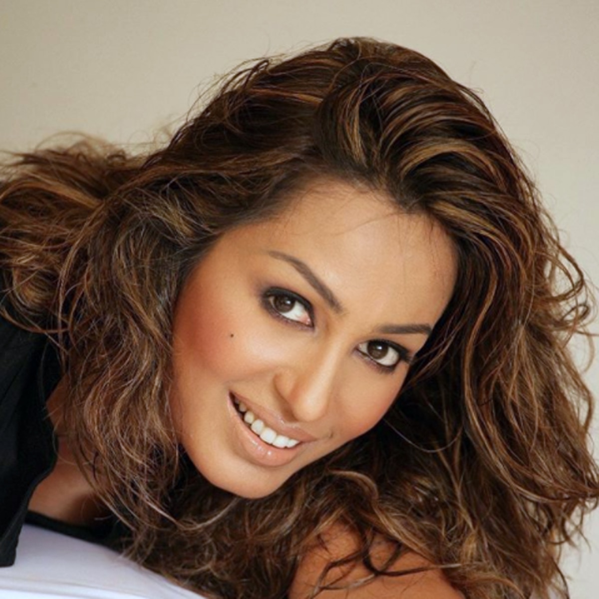 कश्मीरा शाह