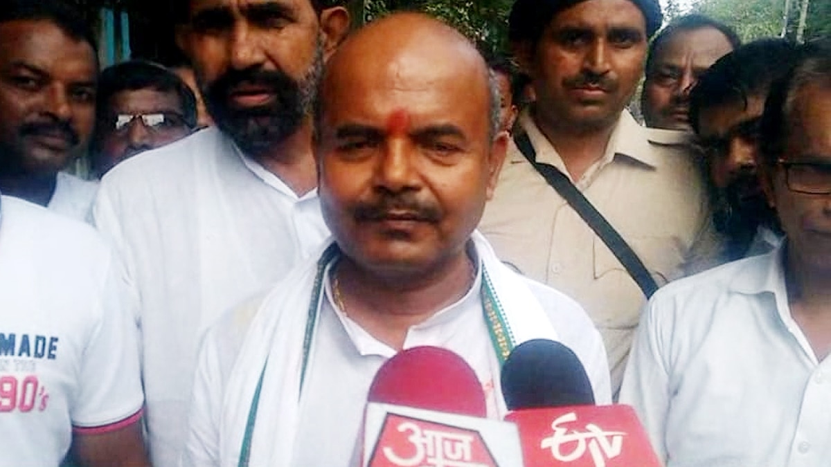 बाहुबली प्रभुनाथ सिंह का परिवार