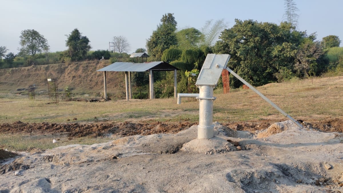 चोरों के नाम लिखी गई अनोखी चिठ्ठी.