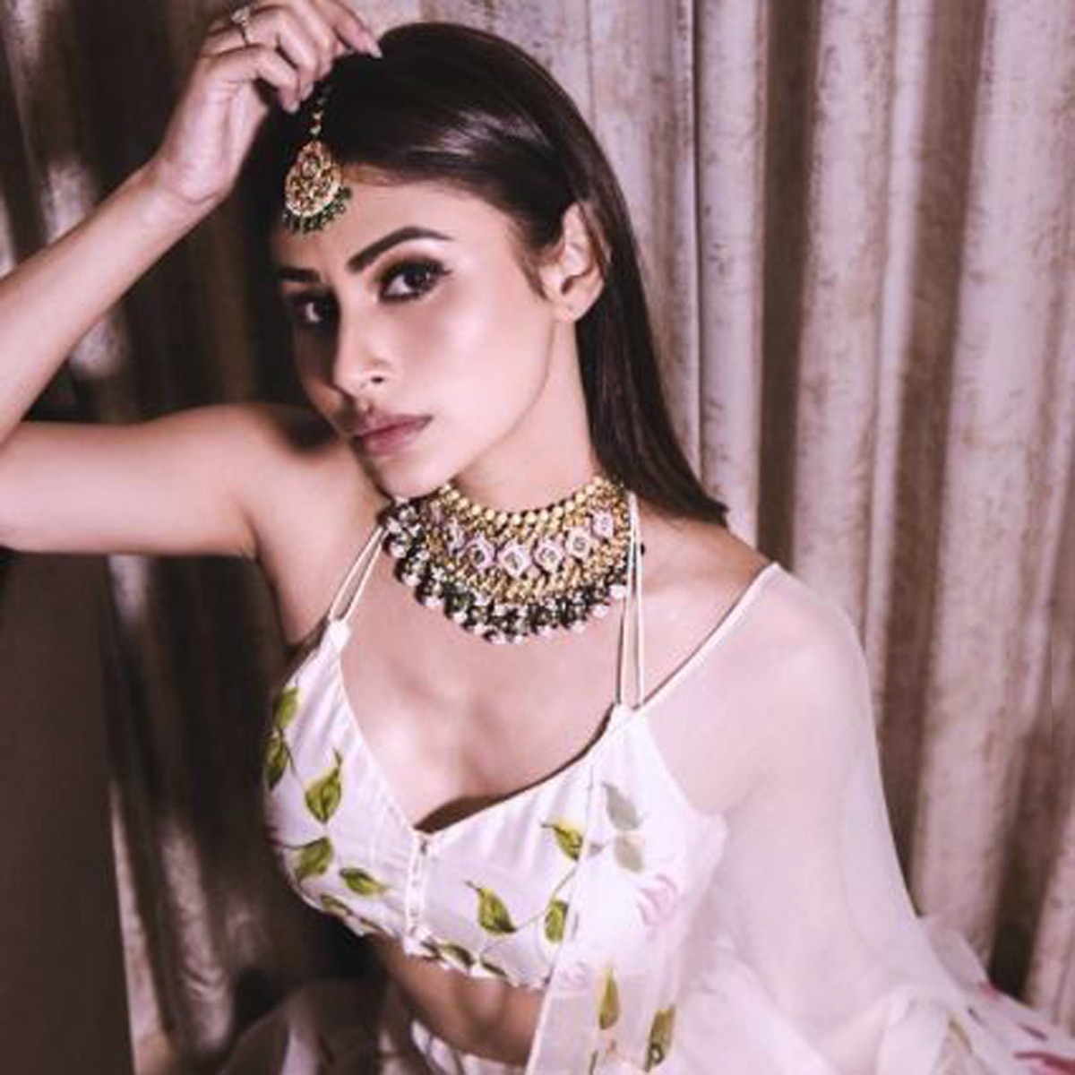 मौनी रॉय