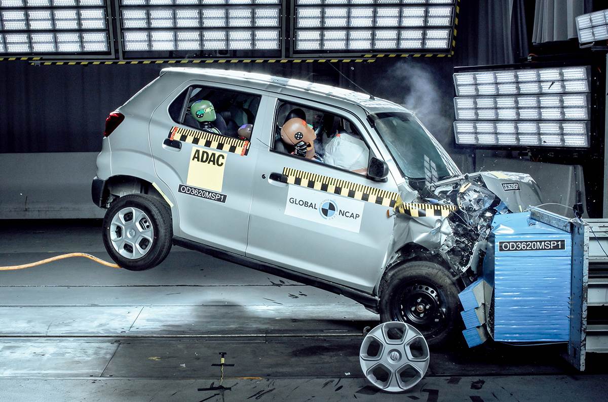  NCAP क्रैश टेस्ट 