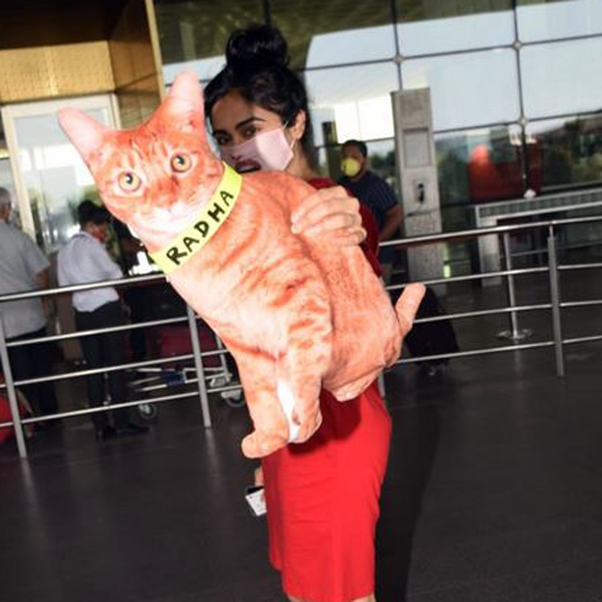 अदा शर्मा