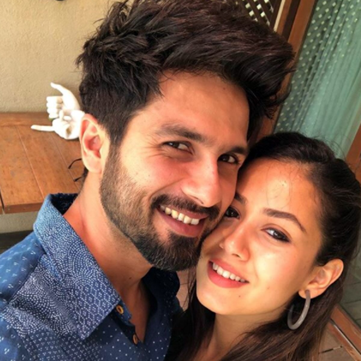 मीरा राजपूत संग शाहिद कपूर