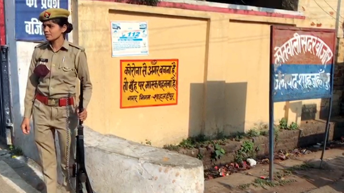 दो सहेलियों की दोस्‍ती से हैरान पुलिस, एक को परिजनों ने डांटा तो दूसरी भी साथ भागी 