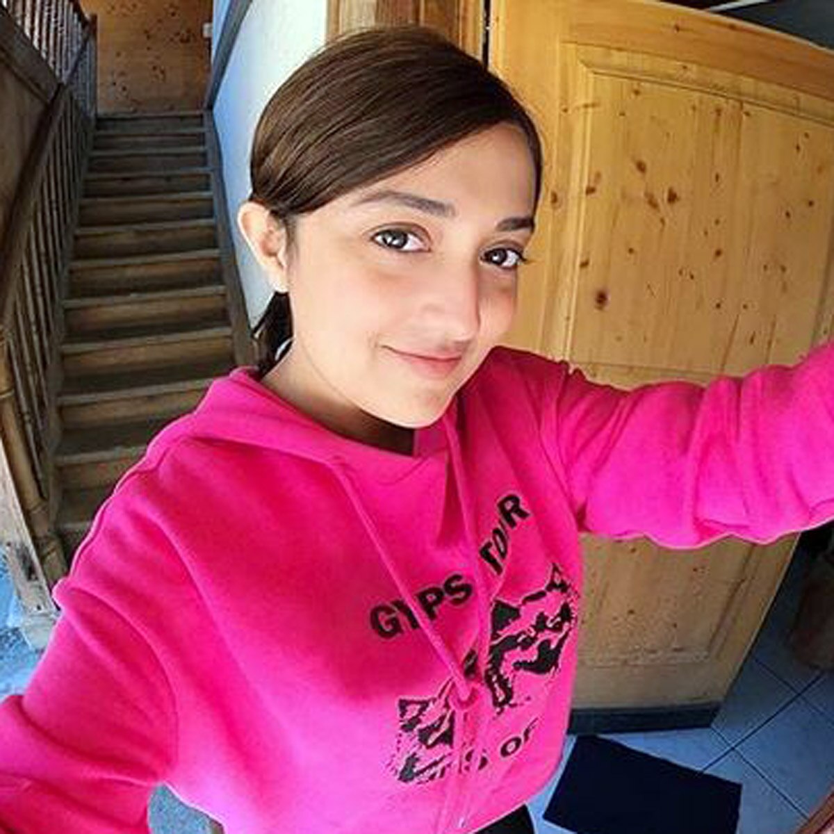 मोनाली ठाकुर