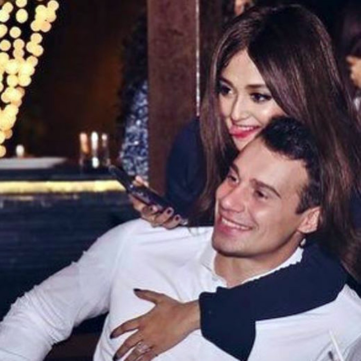 हसबेंड संग मोनाली ठाकुर