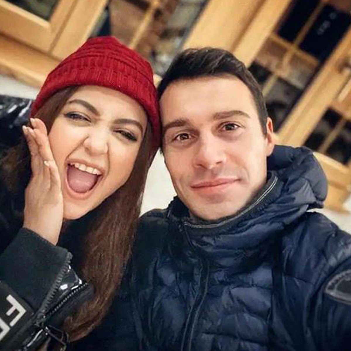 हसबेंड संग मोनाली ठाकुर