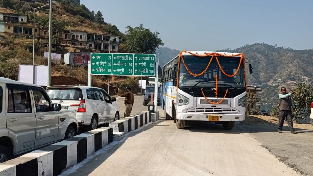 विश्व प्रसिद्ध टिहरी झील पर बना देश का सबसे बड़ा मोटरेबल झूला पुल, सीएम रावत ने किया उद्घाटन.