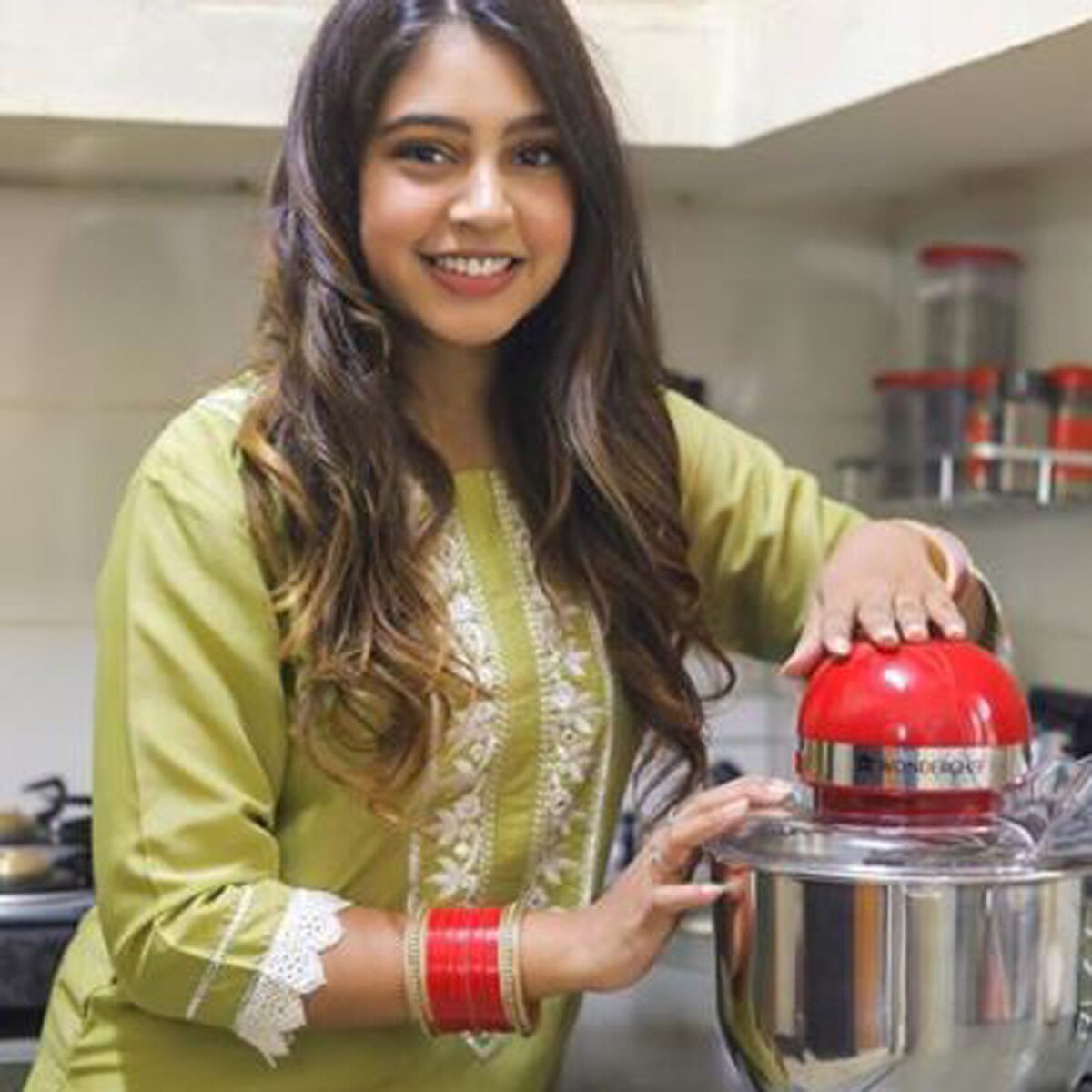 नीति टेलर