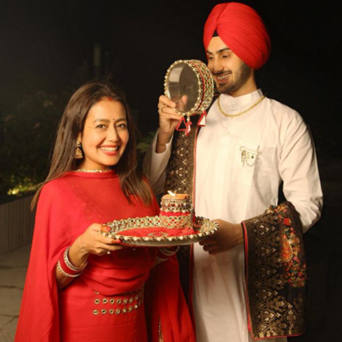 नेहा कक्कड़-रोहनप्रीत स‍िंंह 