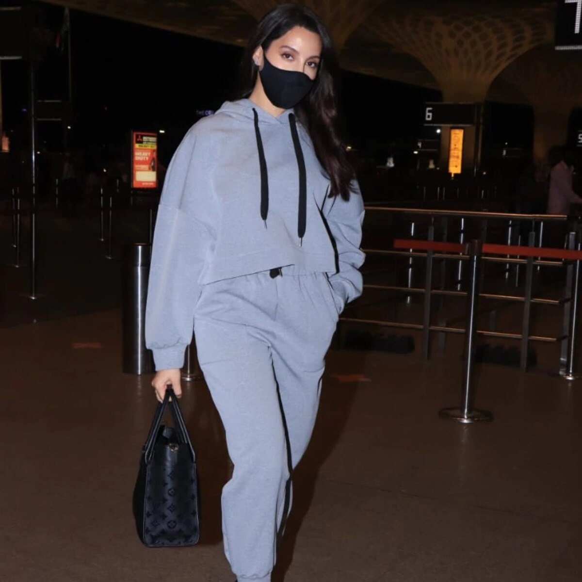 नोरा फतेही 