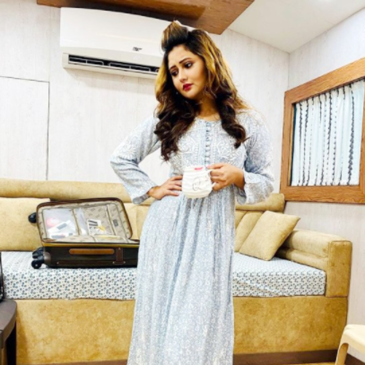 रश्मि देसाई